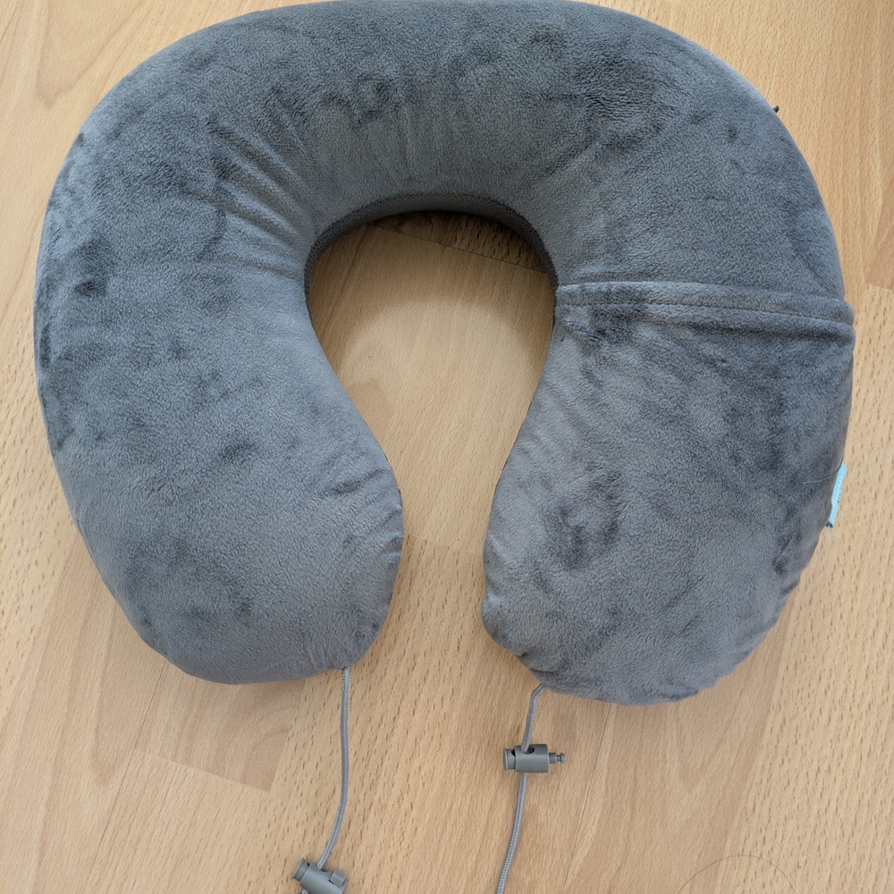 Aria Plush Neck Pillow